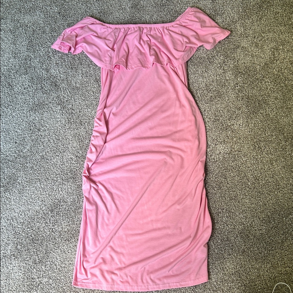 Elegant Off-Shoulder Pink Maxi Dress